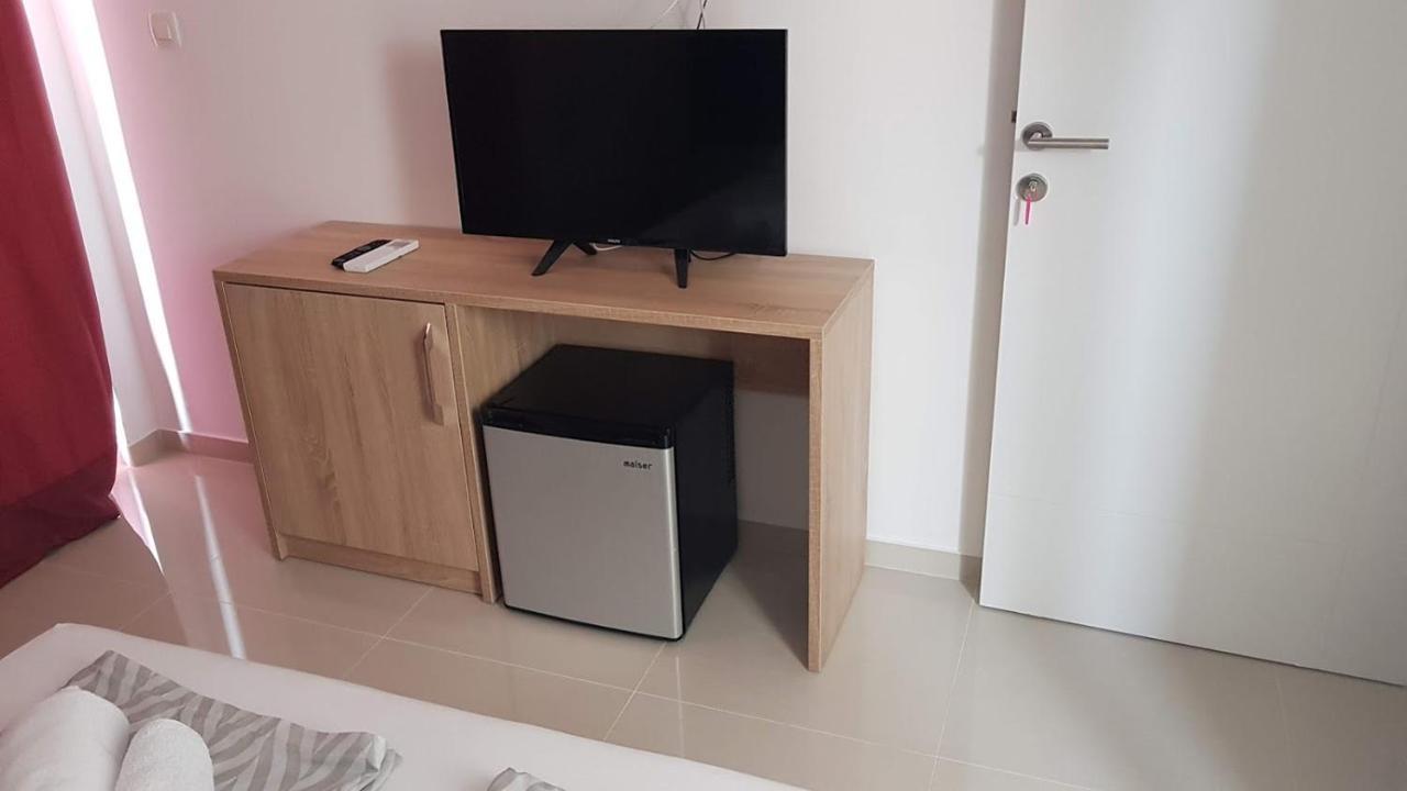 Elizabeta Deluxe Rooms Биоград на Мору Екстериор снимка