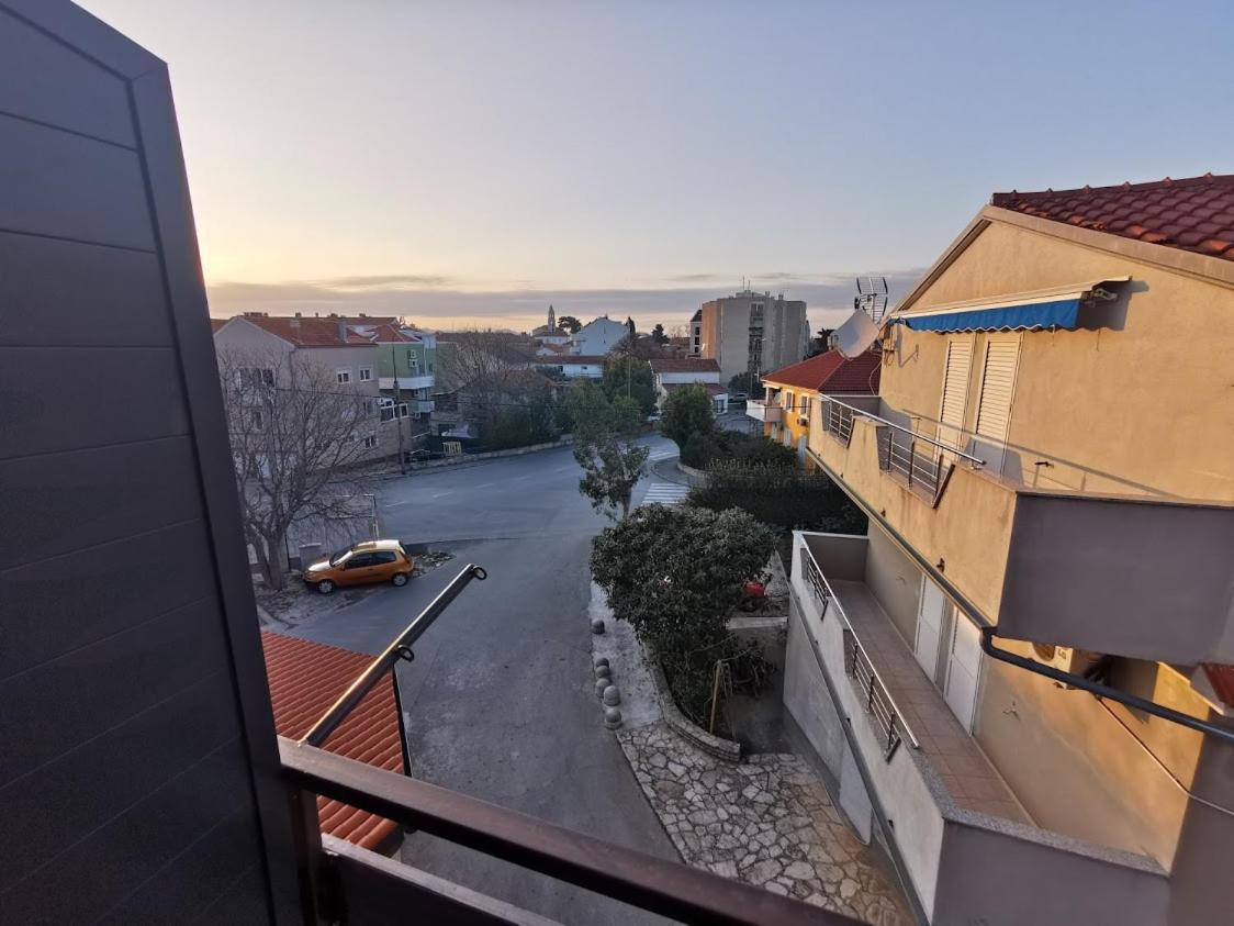 Elizabeta Deluxe Rooms Биоград на Мору Екстериор снимка