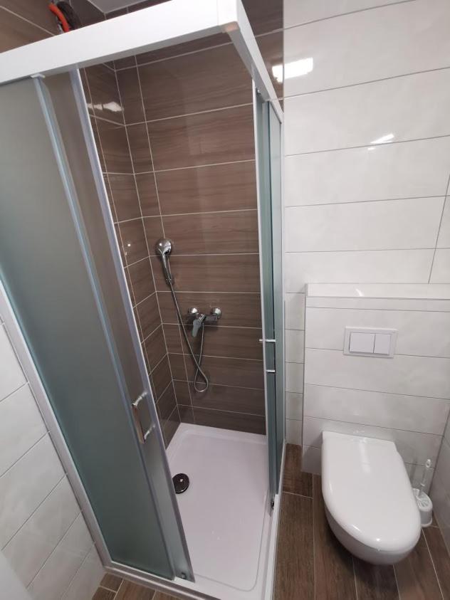 Elizabeta Deluxe Rooms Биоград на Мору Екстериор снимка